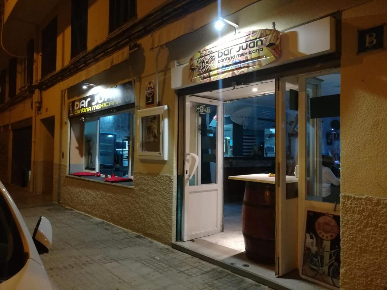 Nocleg ze śniadaniem Bar Juan 2*
